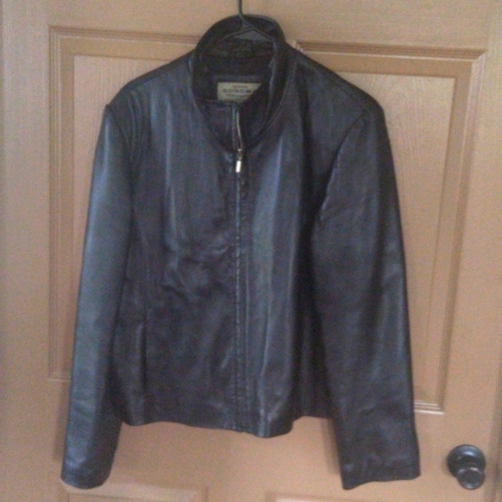 Ladies Leather Jacket